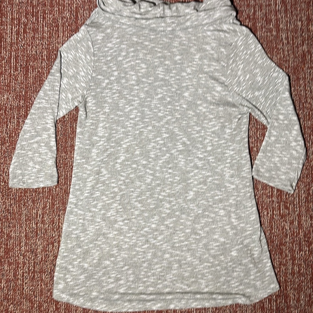 Kaileigh Light Green Gray Cowl Neck relaxed fit tunic loose fit 3/4 sleeve top - Picture 9 of 12